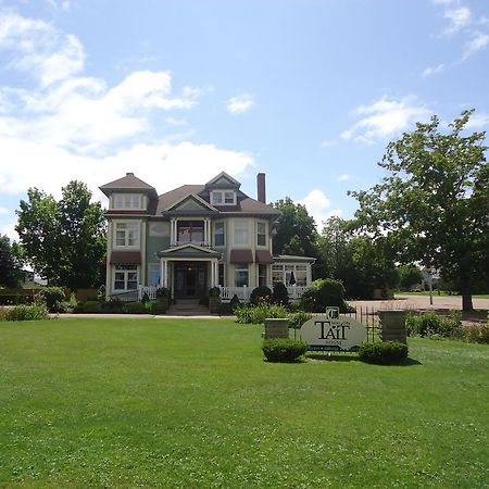 Maison Tait House Hotel Shediac Exterior photo